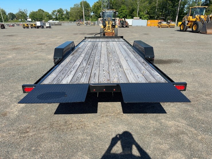 2025-delta-27tb-t/a-tilt-deck-trailer-image-4