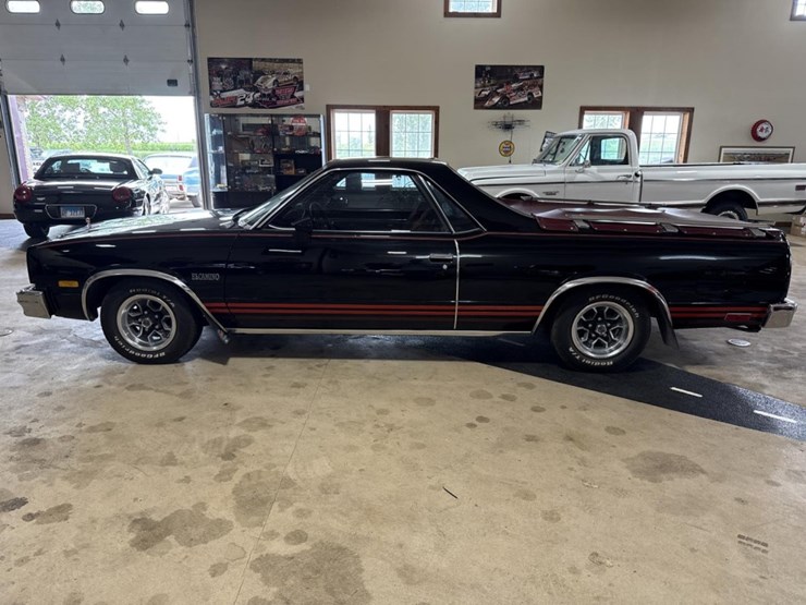 #1391-•-1983-chevrolet-el-camino-car-image-2