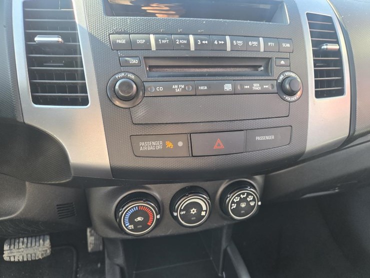 2007-mitsubishi-outlander-image-33