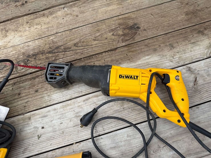dewalt-7-¼”-circular-saw,-dewalt-reciprocating-saw-and-seekone-heat-gun-image-2