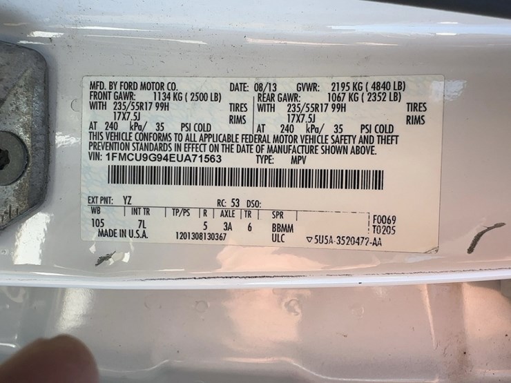 2014-ford-escape-se-image-21