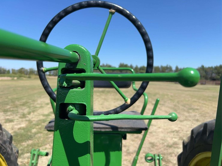 john-deere-model-b-image-55