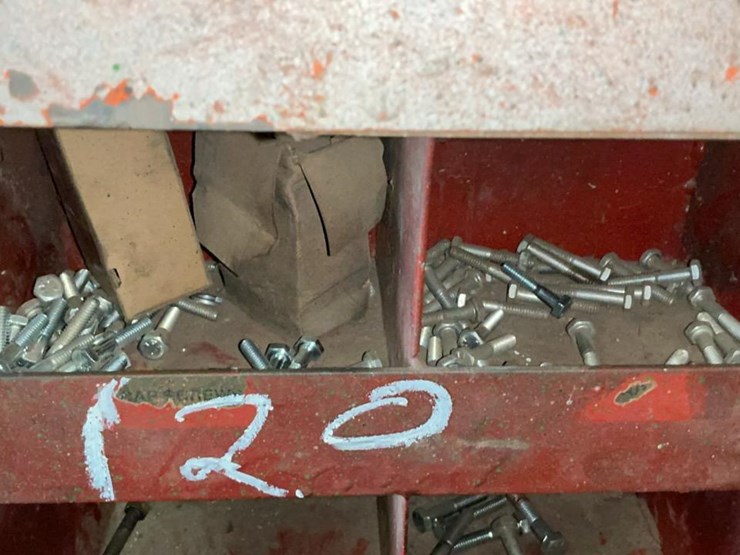 #120-•-coarse-thread-bolts-rack-and-contents-image-27