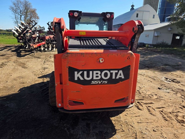 2019-kubota-ssv75-image-5
