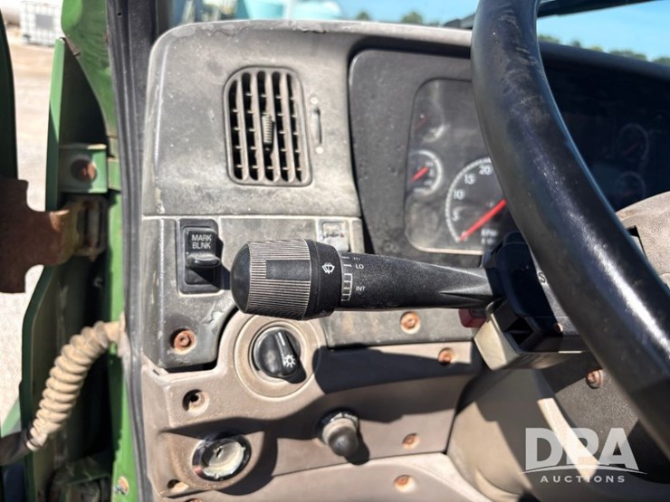 2004-sterling-day-cab-truck-(gp11427,-unit-31350)-image-82