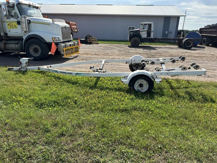 #1410-•-shorelander-boat-trailer-image-2