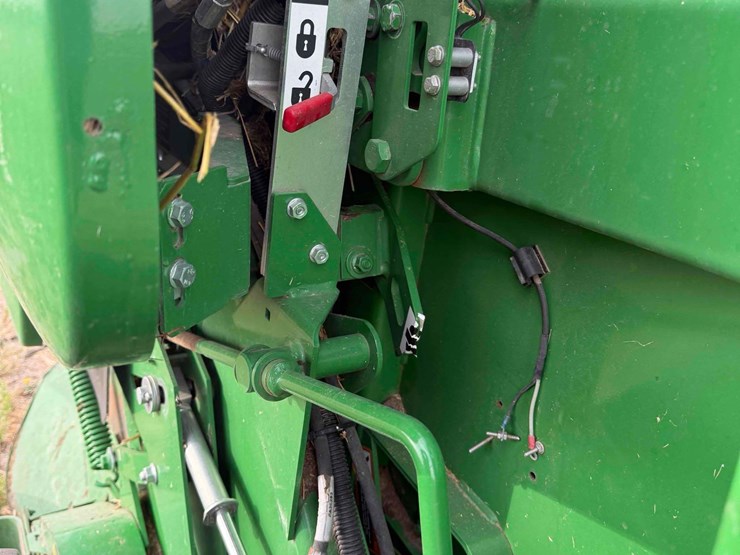 john-deere-560r-image-13