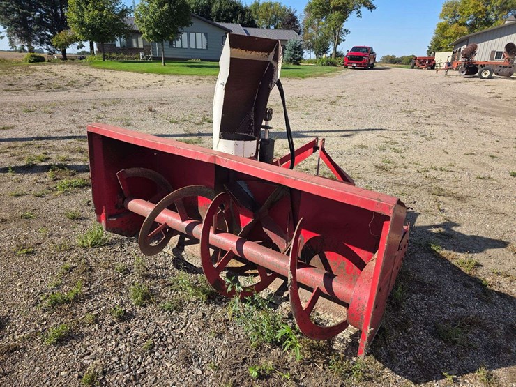 7’-snowblower,-3pt,-john-deere-cylinder-on-rotating-spout,-single-auger,-540-pto-*seller-is-going-so-image-5