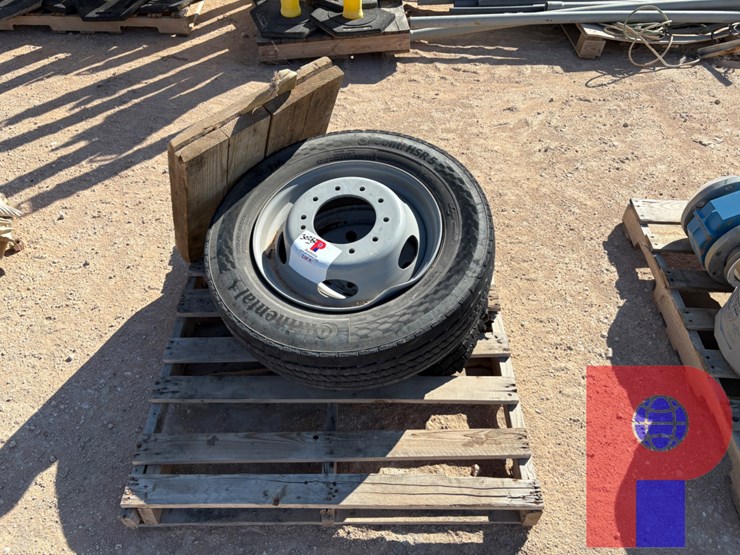 (4)-pallets-w/-assorted-nuts,-bolts,-spare-wheels,-&-ladders-image-3