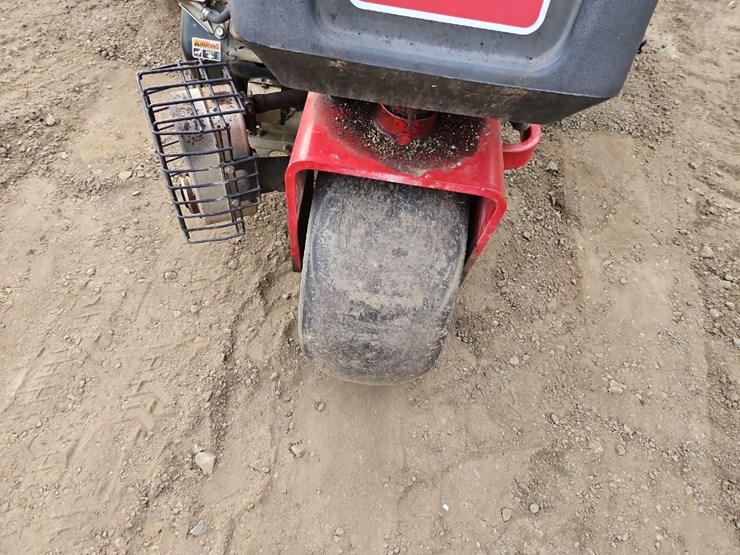 toro-greensmaster-3100-image-15