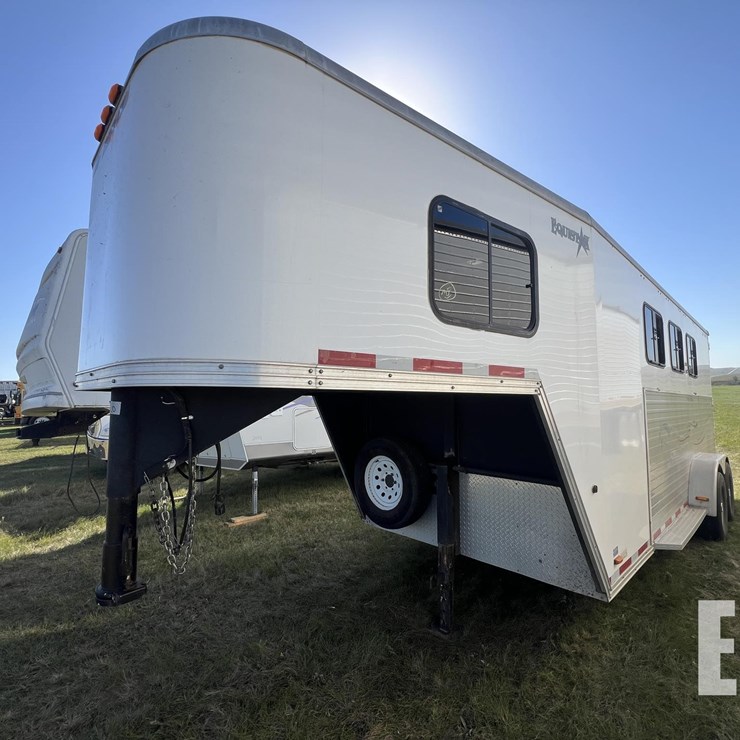2005 MERHOW 3 SLANT TRAILER
