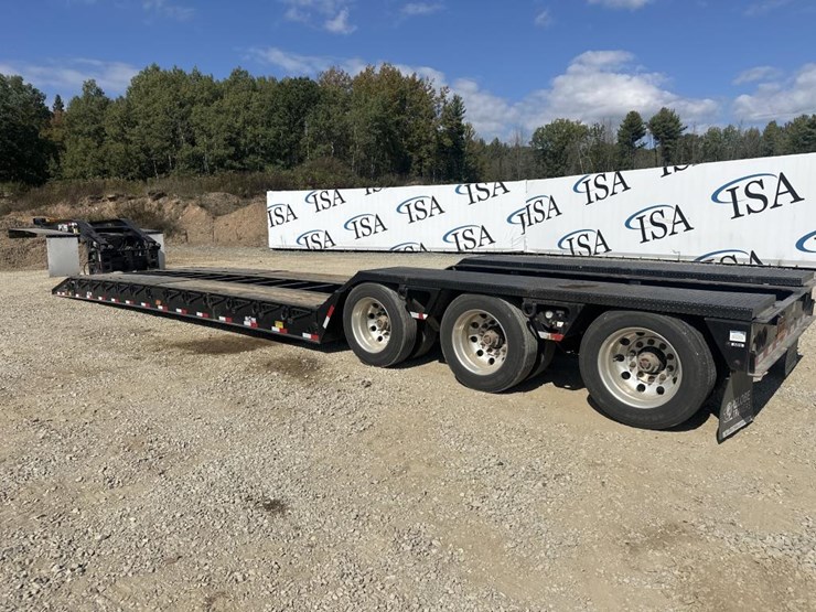 2024-globe-lowboy-image-3