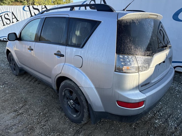 2007-mitsubishi-outlander-image-3