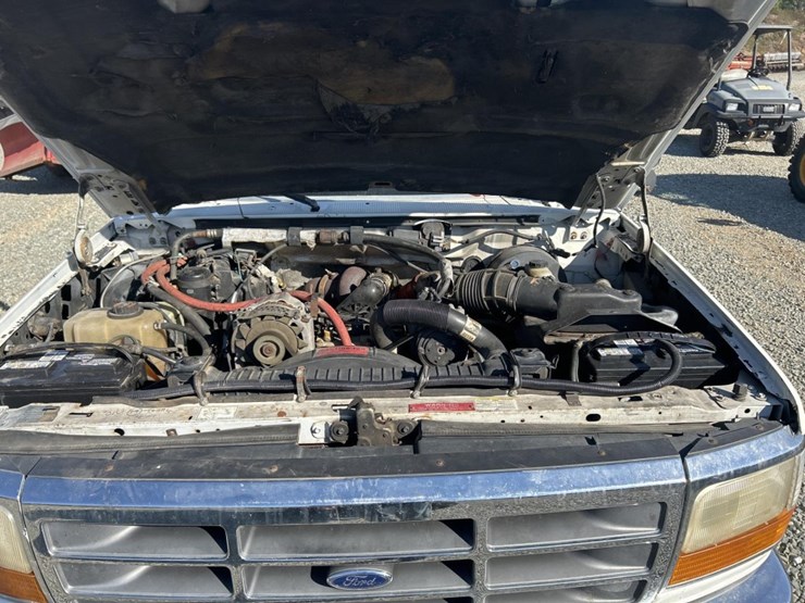 1997-ford-f350-xlt-image-33
