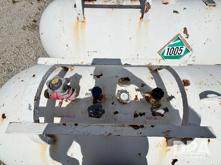 double-nh3-nurse-tanks-(gp11431,-unit-31555,-tank-w102)-image-26