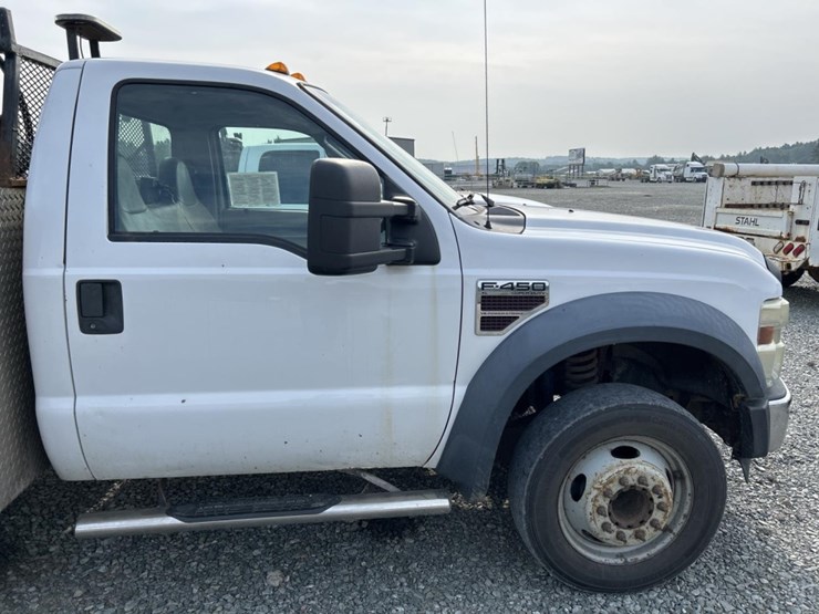 2008-ford-f450-image-9