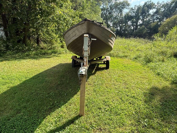 mirro-craft-boat,-motor-and-trailer,-65hp-evinrude-engine,-aluminum-boat,-has-been-stored-for-approx-image-8