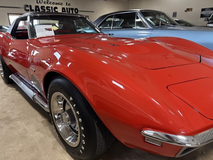 #1390-•-1969-chevrolet-corvette-stingray-car-image-29