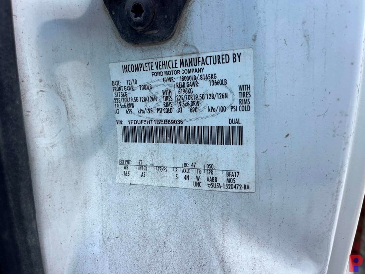 2011-ford-f550-xl-image-8