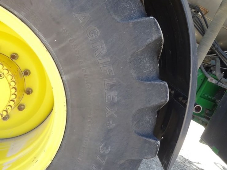 2020-john-deere-f4365-image-56