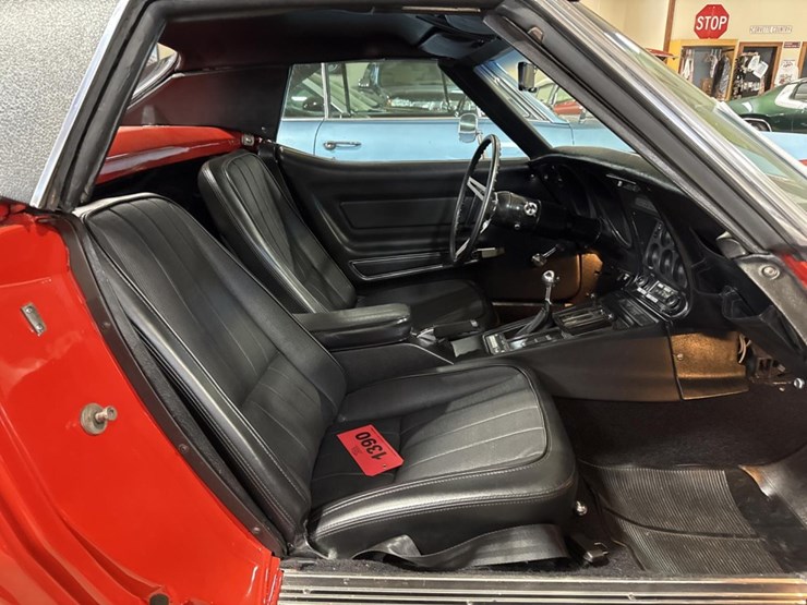 #1390-•-1969-chevrolet-corvette-stingray-car-image-35