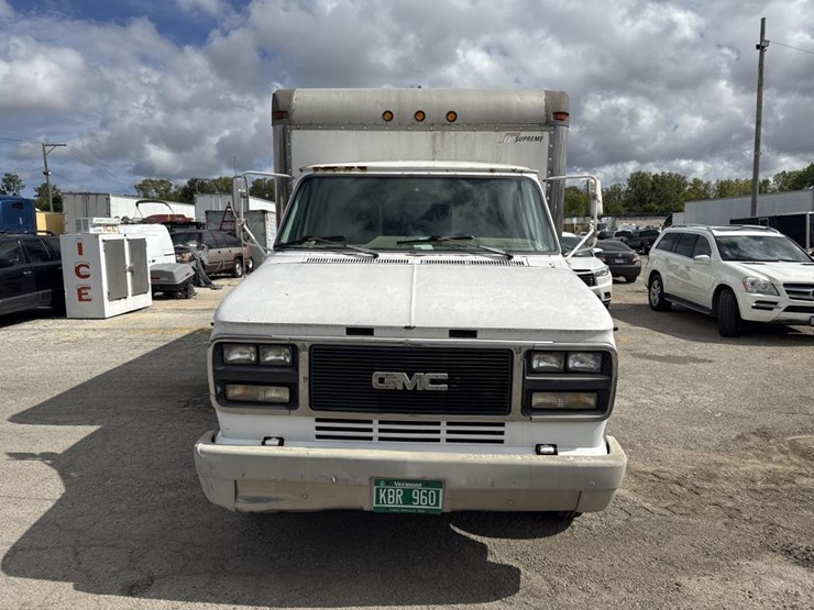 1996-gmc-3500-image-8