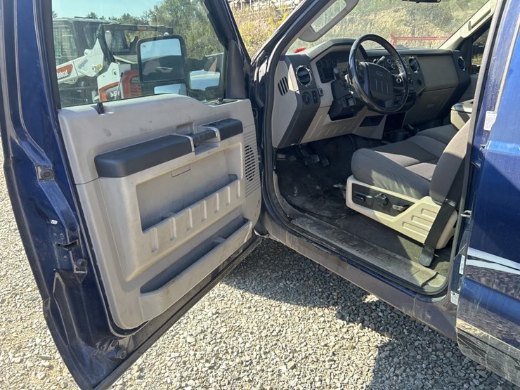 2010-ford-f250-xlt-image-58