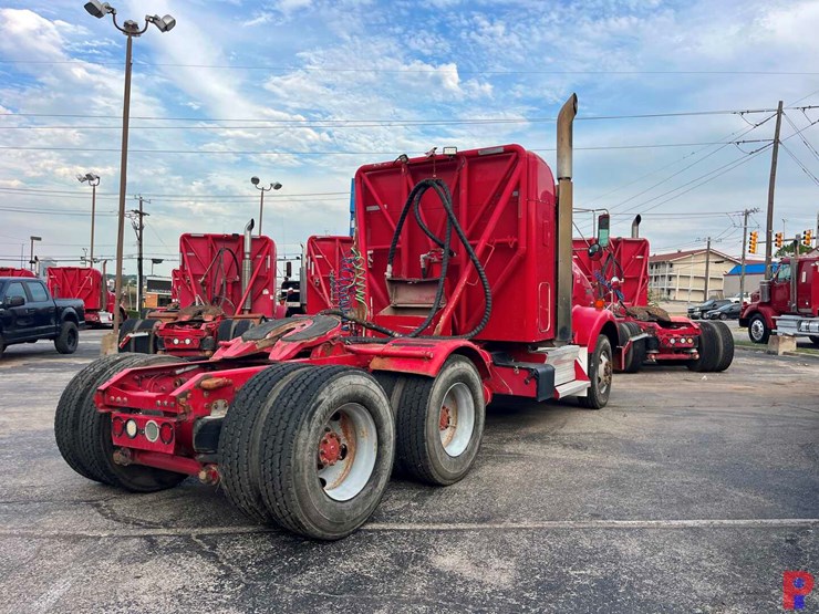 2009-kenworth-t800-image-3
