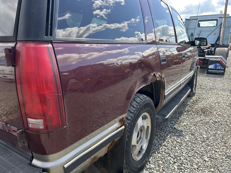 1999-gmc-yukon-image-15
