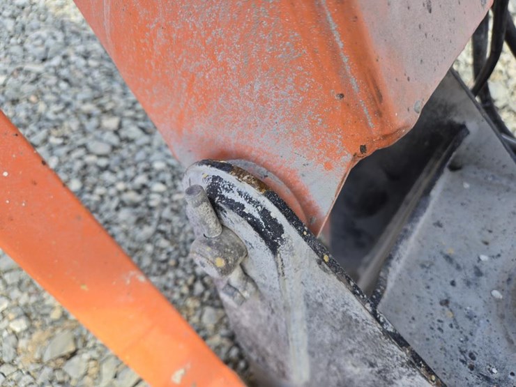2015-jlg-600aj-image-21