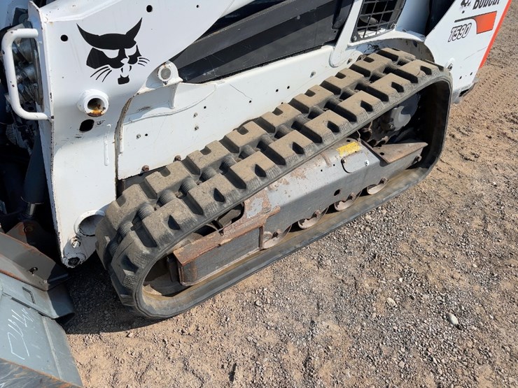2019-bobcat-t590-image-16