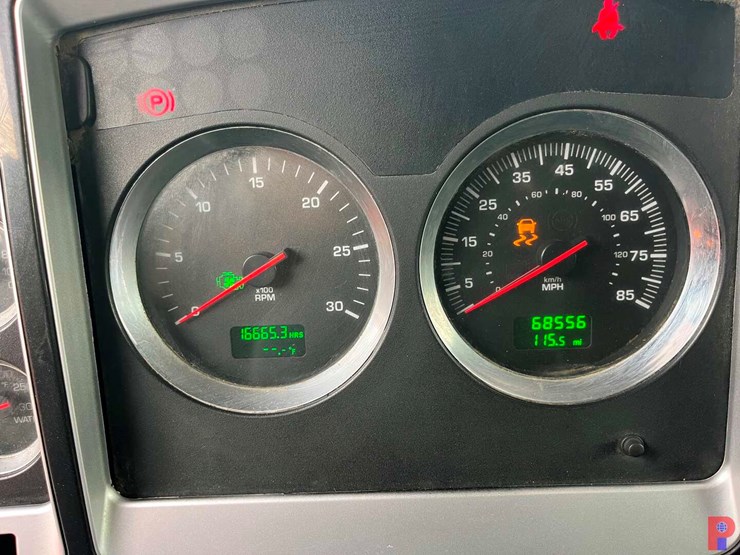 2009-kenworth-t800-image-8