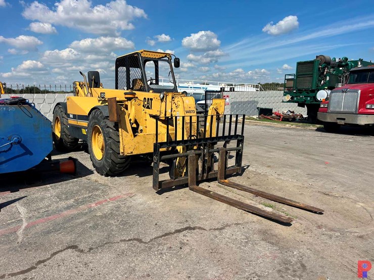 caterpillar-th103-image-2