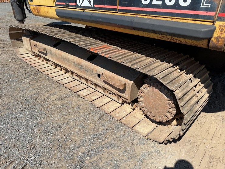 2004-caterpillar-320cl-hydraulic-drill-rig-image-22