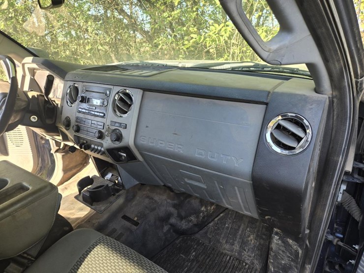 2014-ford-f250-image-34