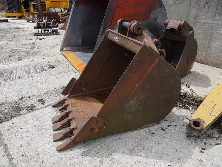#206-•-excavator-bucket-image-3