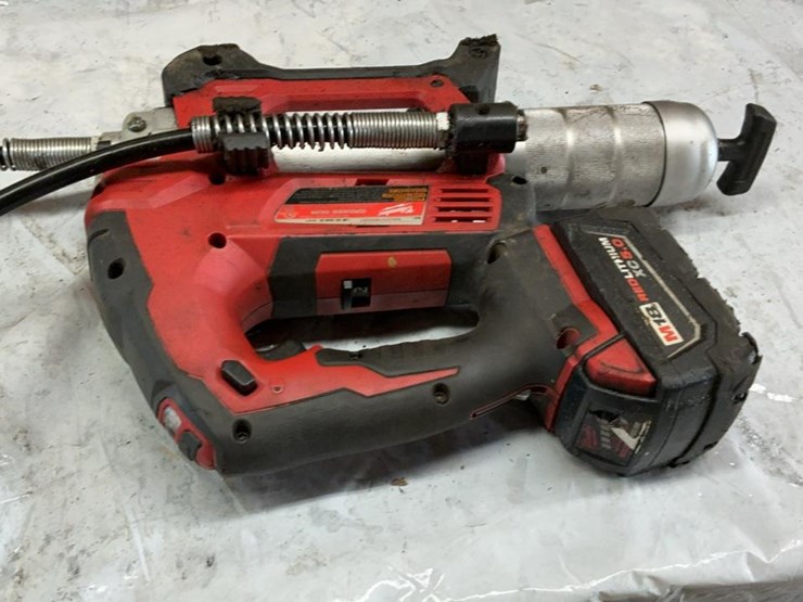 #113-•-milwaukee-grease-gun-image-7