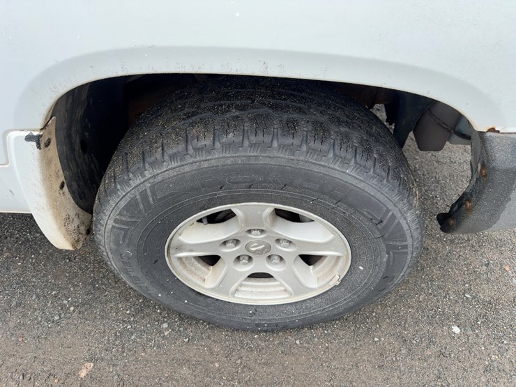2005-dodge-dakota-slt-image-8