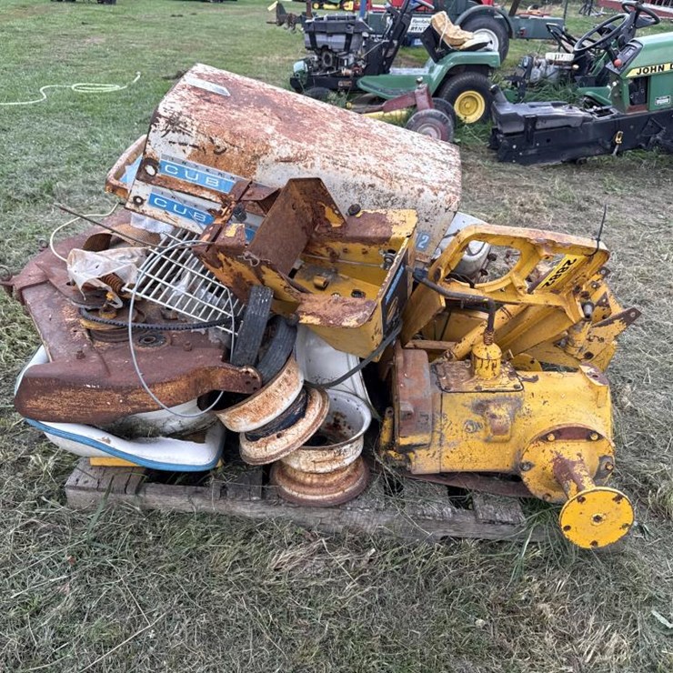 CUB CADET 102