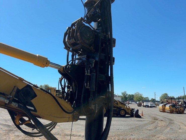 2004-caterpillar-320cl-hydraulic-drill-rig-image-8