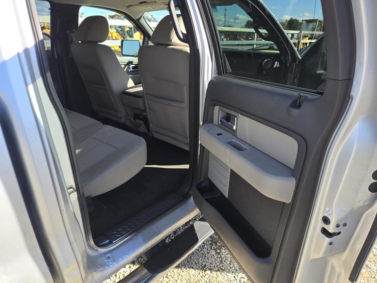 2010-ford-f150-image-35