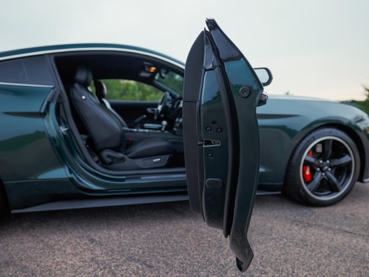 #2286-•-2019-ford-mustang-bullitt-edition-coupe-image-9