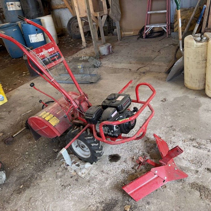 TROY BILT HORSE