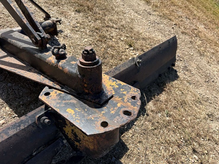 7’-3-point-adjustable-blade.-this-item-is-located-in-south-dakota,-therefore-south-dakota-sales-tax-image-5
