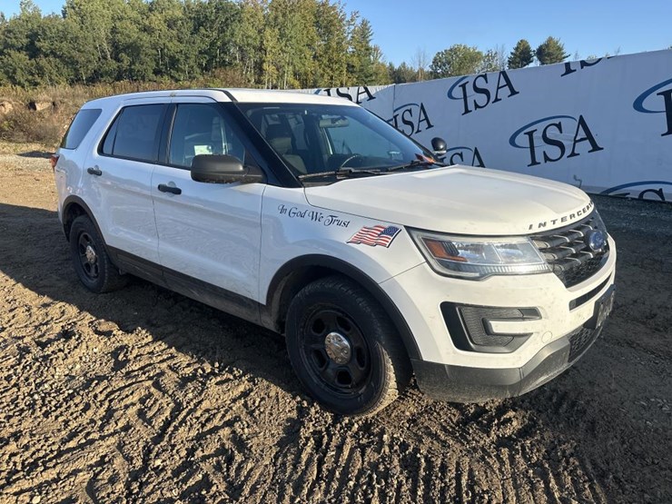 2018-ford-explorer-image-7