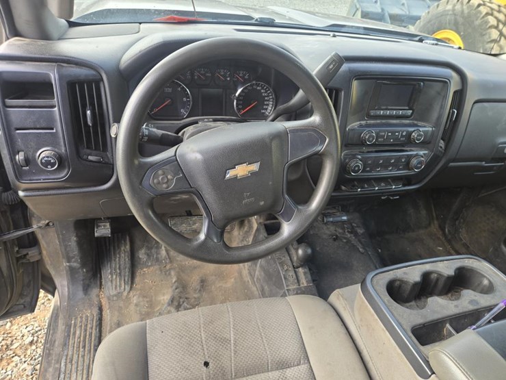 2015-chevrolet-2500-image-44