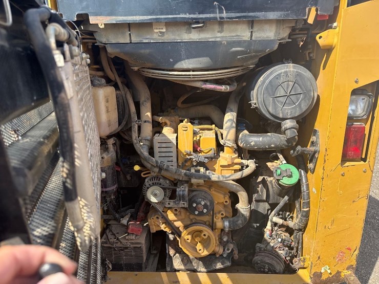 2014-caterpillar-289d-image-18