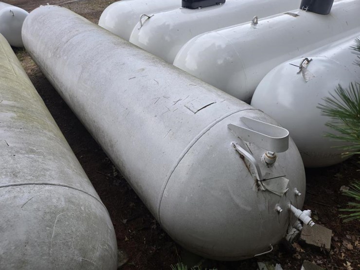 #2828-•-butler-1000-gallon-lp-tank-image-3