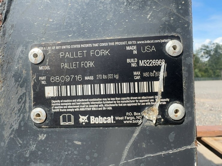 bobcat-36"-forks-image-5