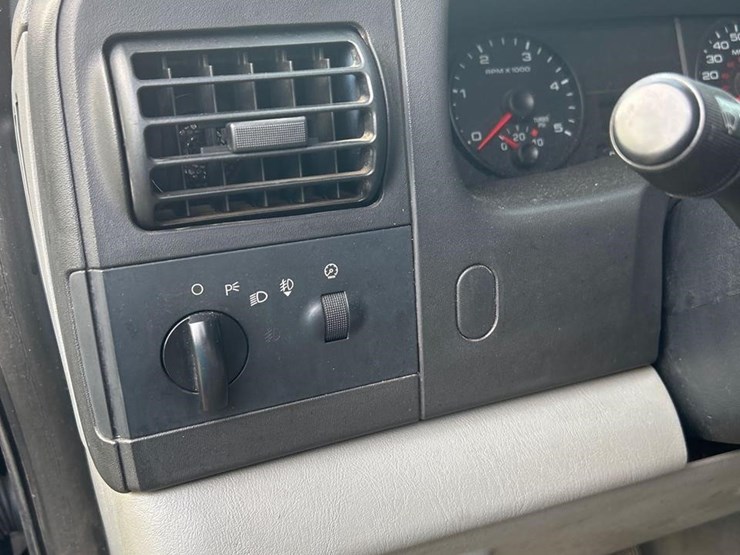 2006-ford-f250-sd-xlt-image-25